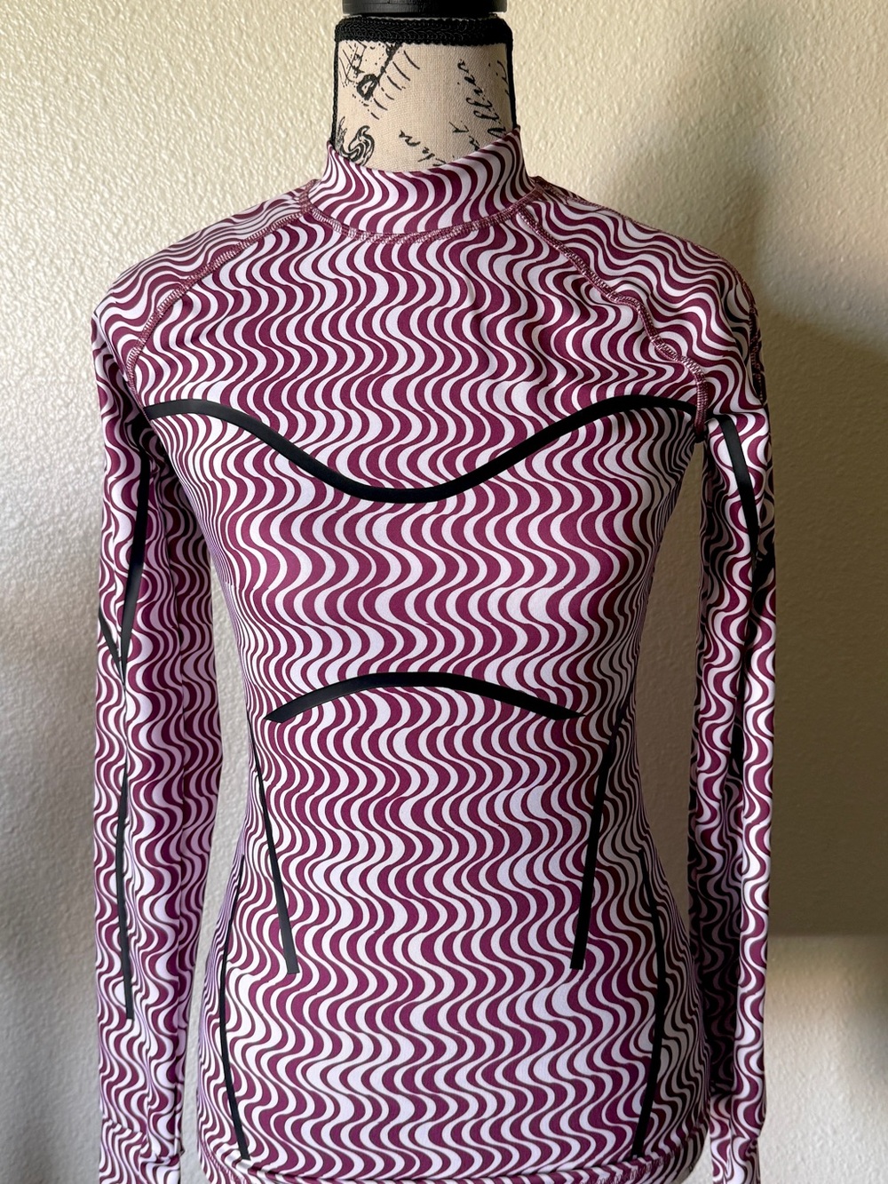 XS Adidas Stella McCartney  Sleeve Women's Wave-Print